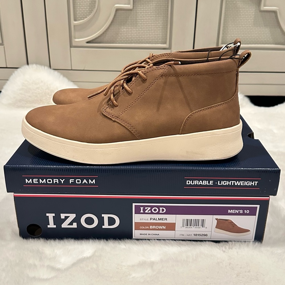IZOD Men's Chukka Boot - Picture 5 of 16